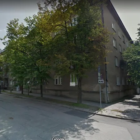 Central 2 Bed-rooms With Free Parking Butas *
